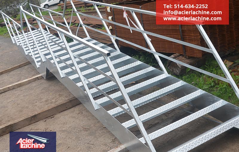 Escalier acier galvanisé | Galvanized steel stair | Acier Lachine, Montreal, Quebec | www.acierlachine.com | +1-514-634-2252