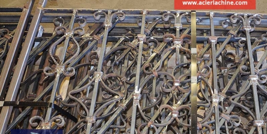 Garde corps acier forgé | Forged steel railing | Acier Lachine, Montreal, Quebec | www.acierlachine.com | +1-514-634-2252