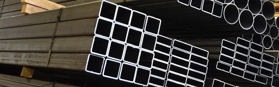Squared and rectangular tubes, round tubes and black & galvanized pipes